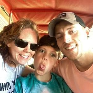 Meet your Posher, Casey